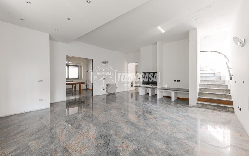 Appartamento in Via Mario Greppi 18, Segrate — foto 3 di 5