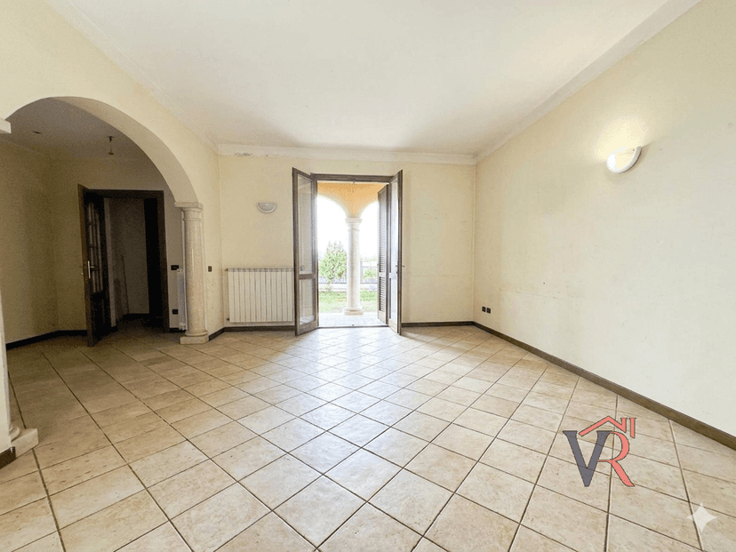 Trilocale in Via IV Novembre, Lograto — foto 3 di 5
