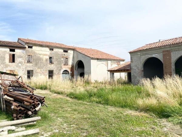 Villa in Strada Bardelle, San Benedetto Po