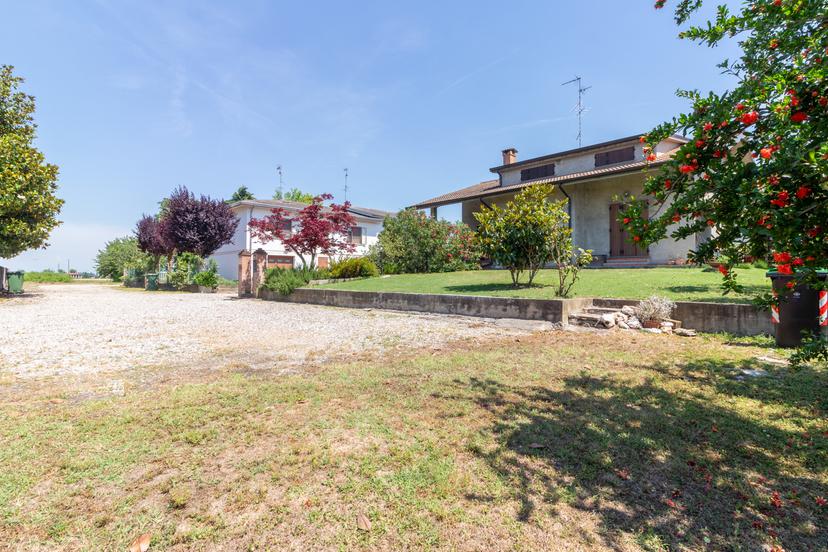 Villa unifamiliare in Via per Zerbinate 151, Bondeno — foto 4 di 5