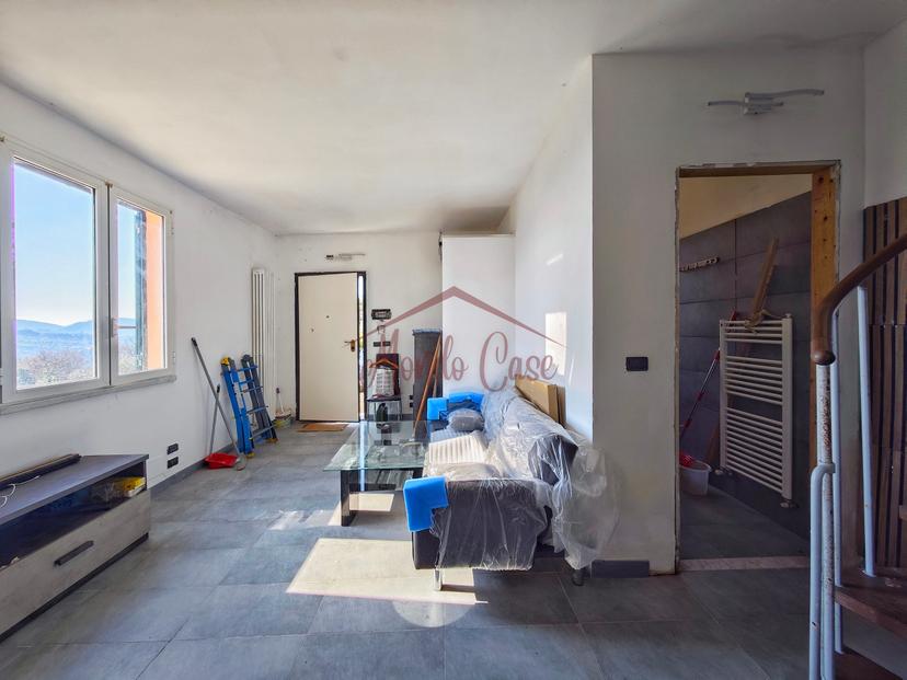 Casa indipendente in Via Umberto Maddalena 103, Vezzano Ligure — foto 2 di 5