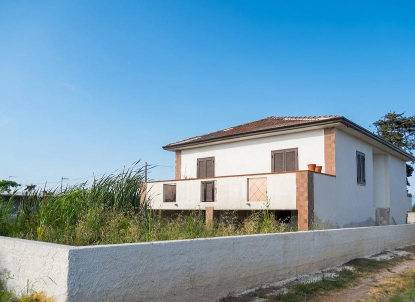 Villa in Via Fontana Vecchia Snc, Cellole — foto 2 di 5
