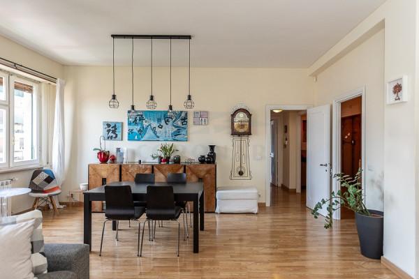 Appartamento in Via Cassia 1008, Roma