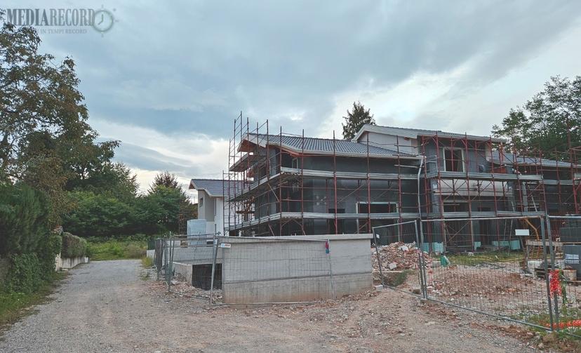 Villa a schiera in Via Rimembranze, Appiano Gentile — foto 3 di 5