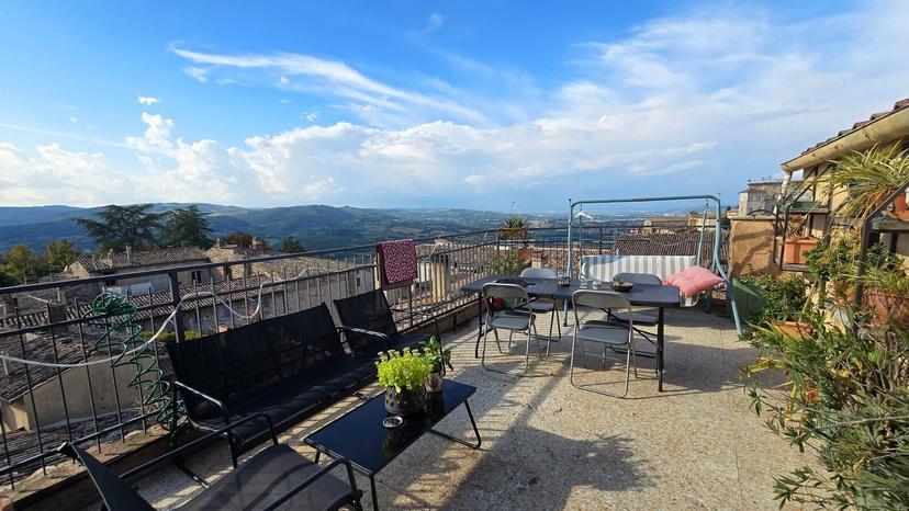 Appartamento in Via del Forno 6, Todi