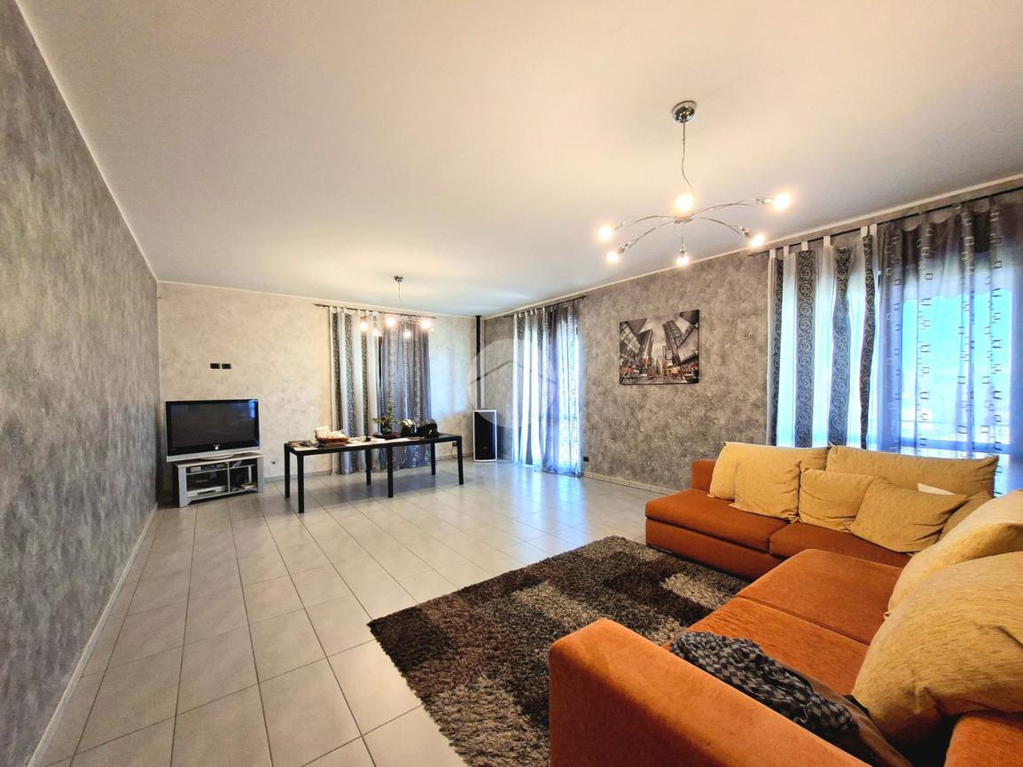 Villa in Via Don l. Orione 190, Bra