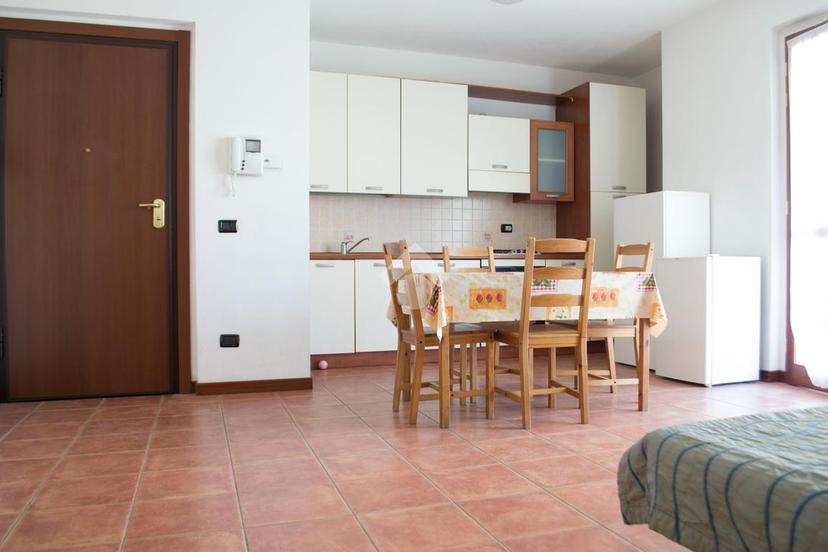 Bilocale in Via Manzoni 23, Vernate — foto 4 di 5