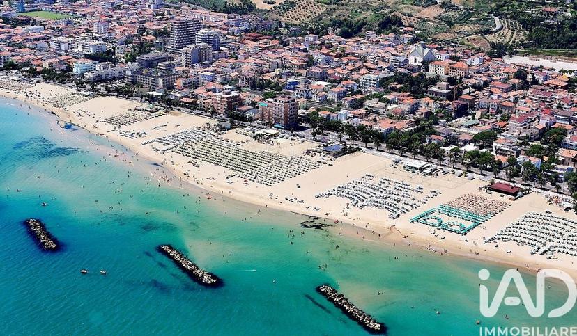 Appartamento in Via Manzoni 122, Roseto degli Abruzzi — foto 2 di 5