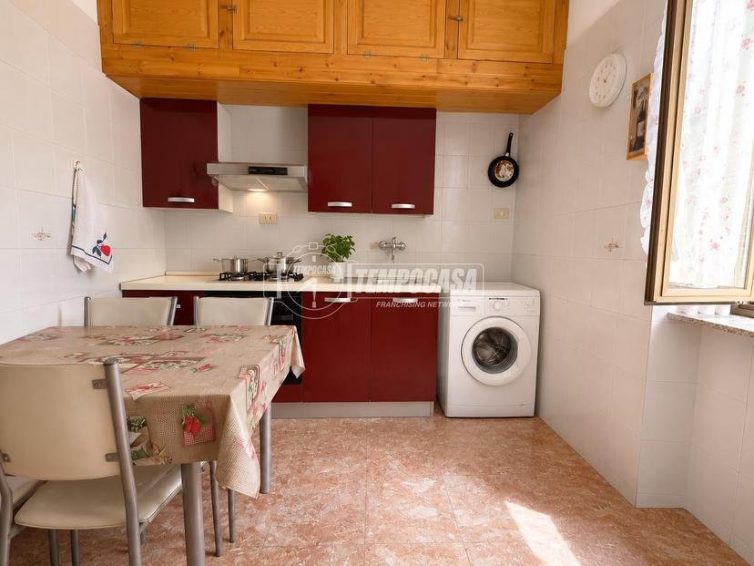Trilocale in Via Walter Fillak 32, Genova