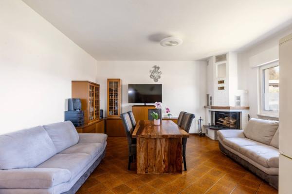Villa in Via Montegrino 21, Luino — foto 2 di 5