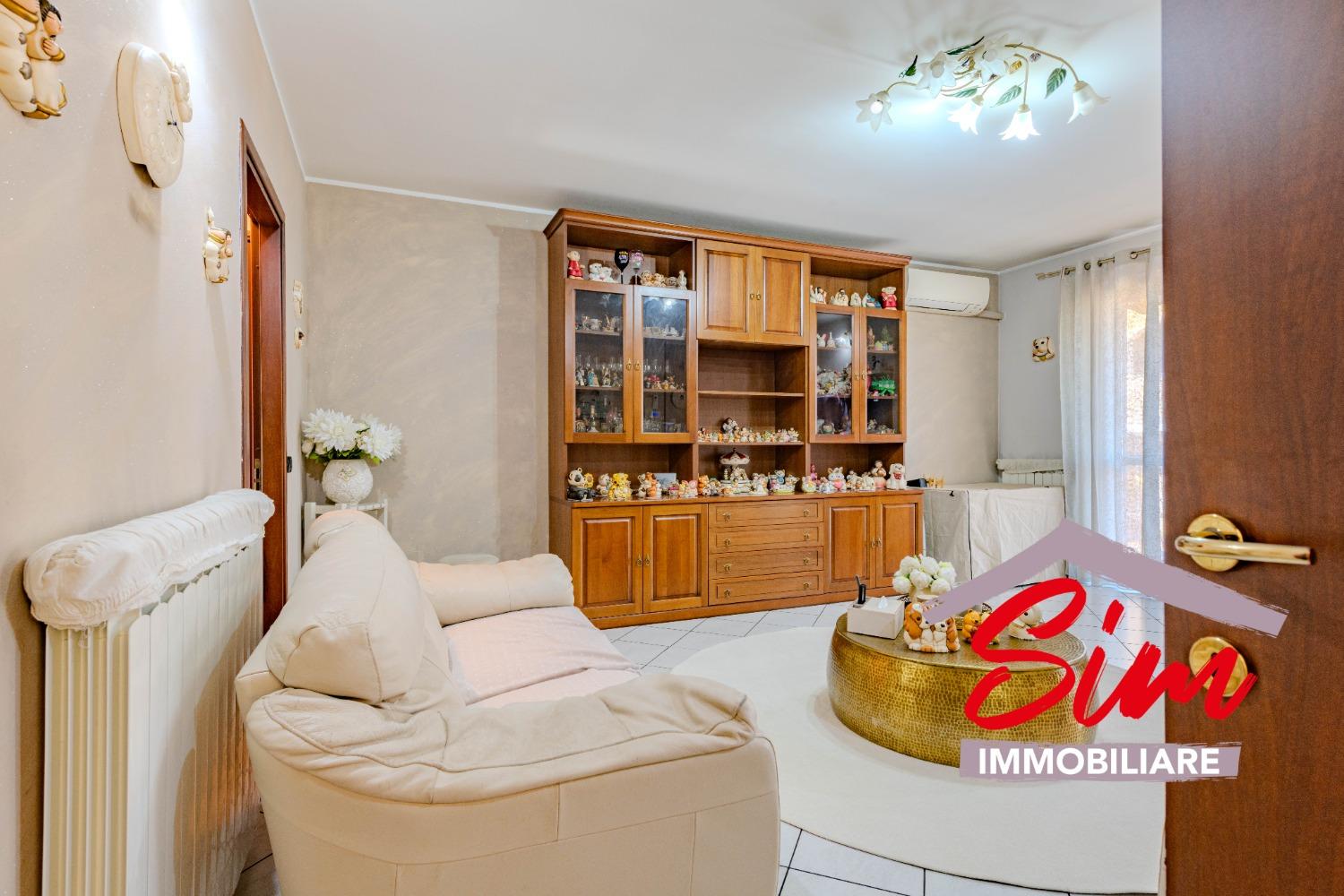 Villa in Romentino - Via Gorizia, Romentino