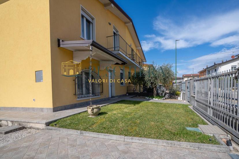 Villa in Via Emilia 8, Peschiera del Garda — foto 5 di 5