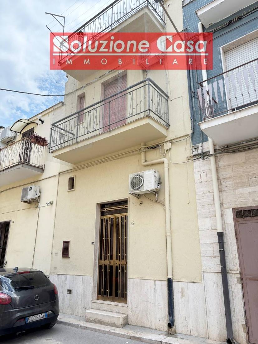 Casa indipendente in Via XXI Aprile, Canosa di Puglia — foto 3 di 5
