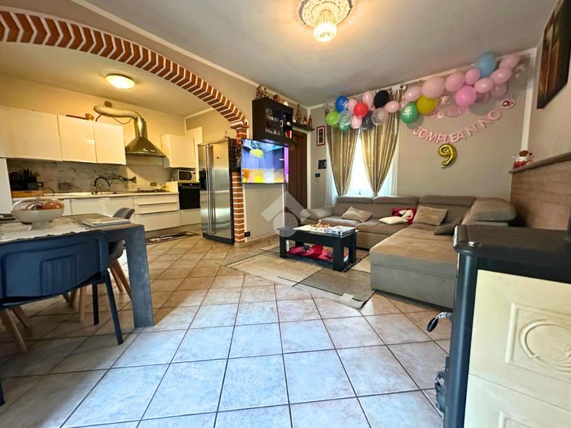 Casa indipendente in Vicolo San Benedetto 2, Santhià — foto 4 di 5