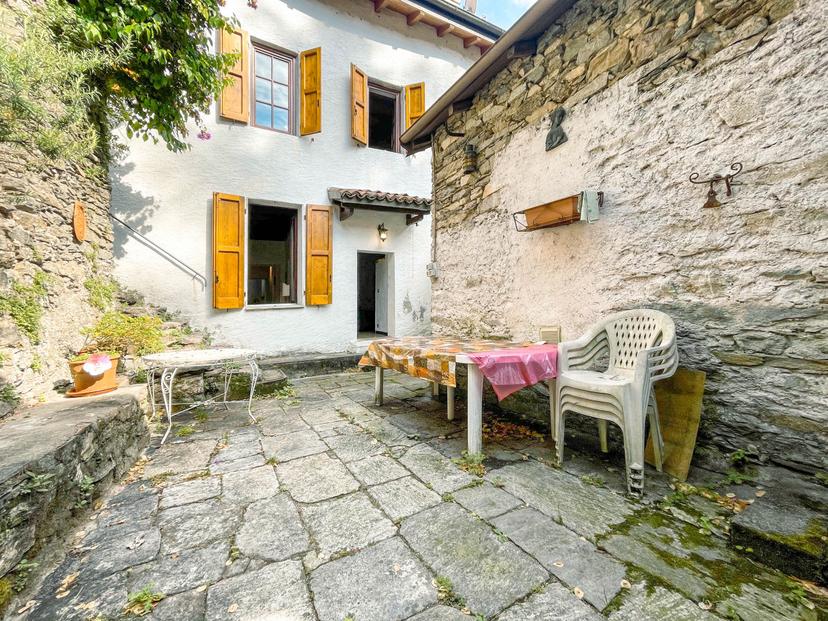 Casa indipendente in Via Roma, 141, Cannero Riviera — foto 4 di 5