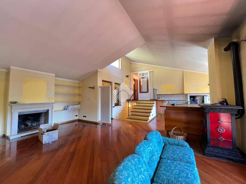 Villa in Via Milano 57, Clusone — foto 3 di 5