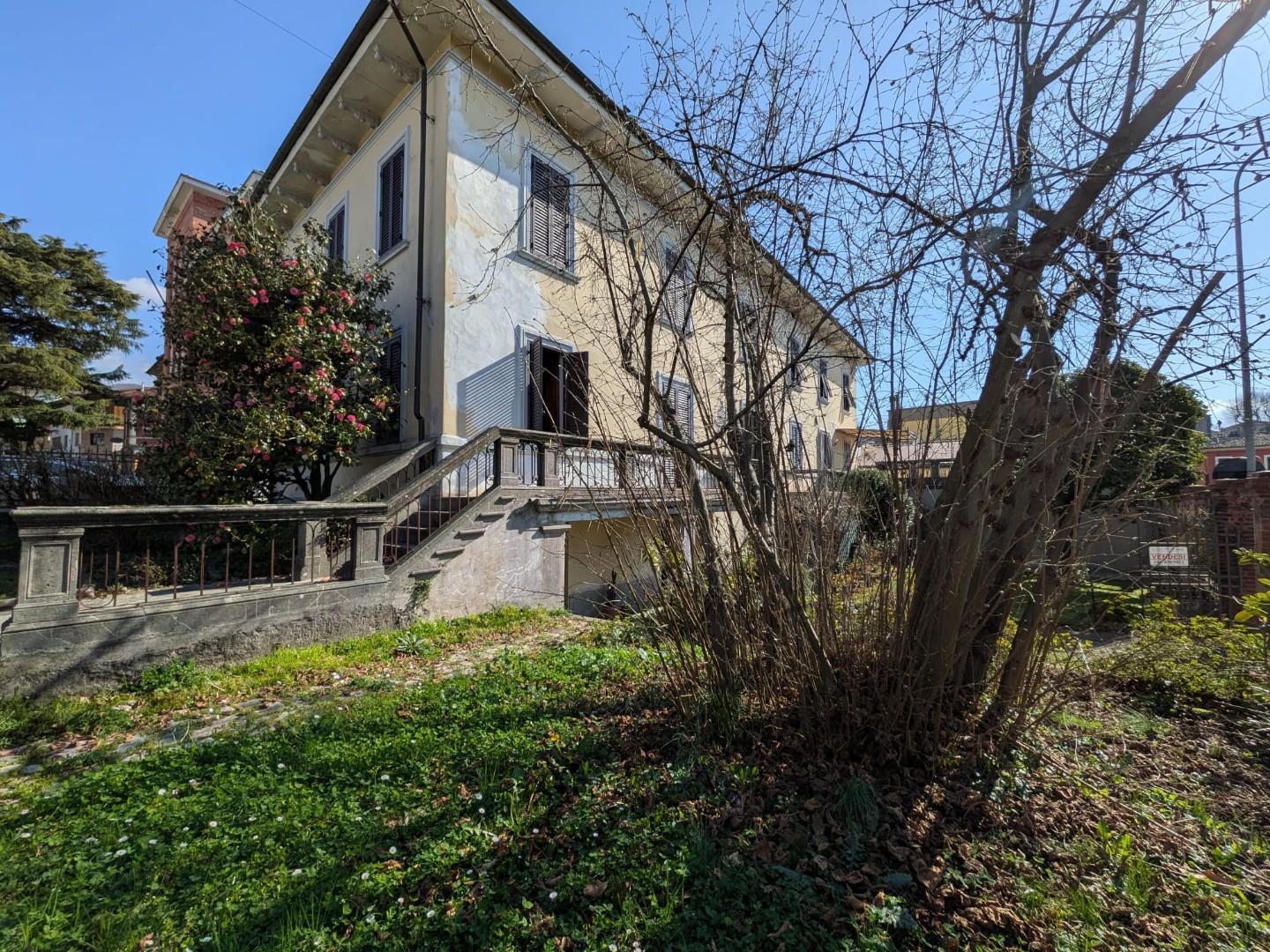 Porzione di casa, Barga