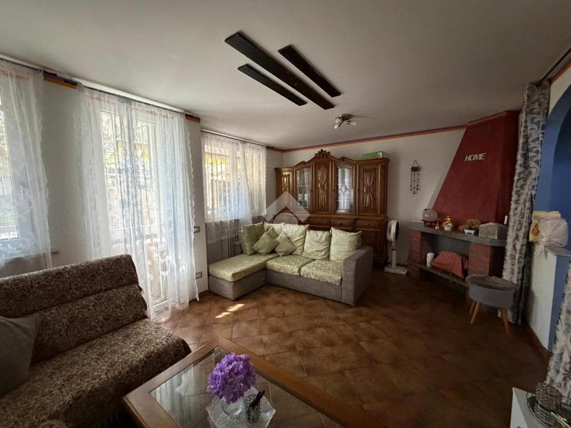 Villa a schiera in Via Fiume 8, Trecate — foto 5 di 5