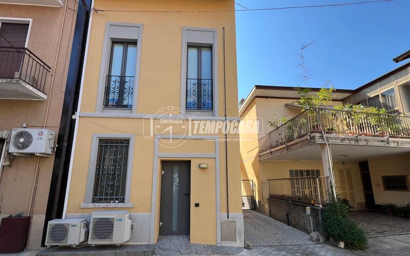 Casa indipendente in Via Roma 2, Lonate Pozzolo — foto 4 di 5