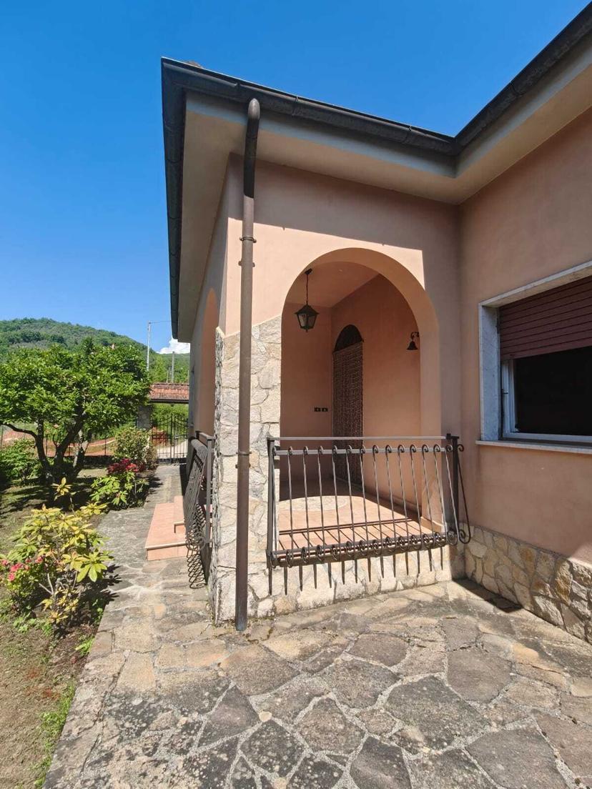 Casa indipendente, Fivizzano — foto 3 di 5