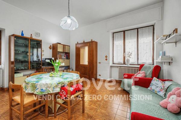 Trilocale in Via Francesco Baracca 20, Carugo — foto 3 di 5