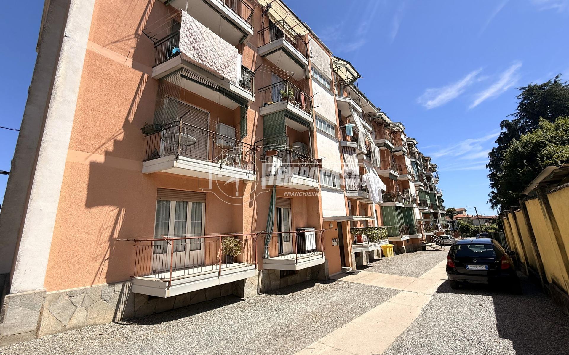 Appartamento in Via Magliazza, Vigliano Biellese