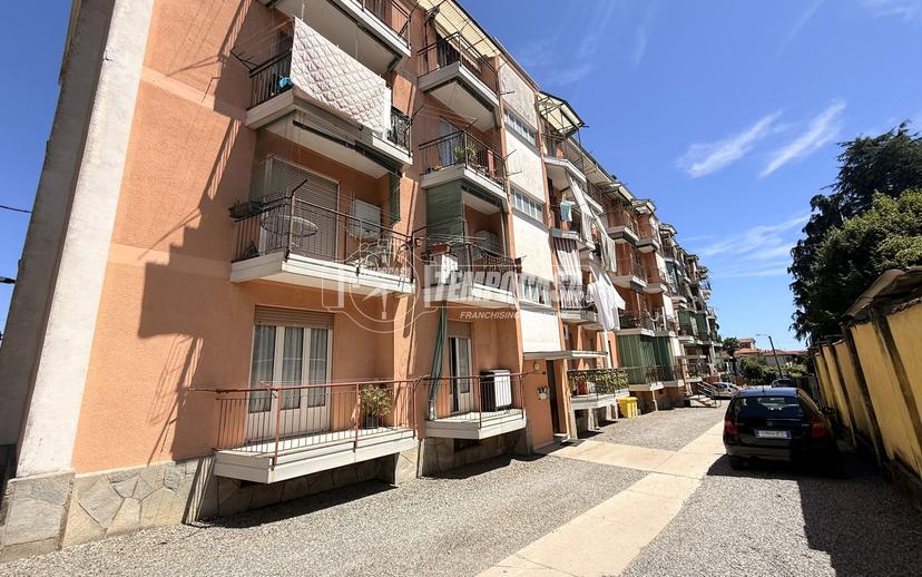 Appartamento in Via Magliazza, Vigliano Biellese
