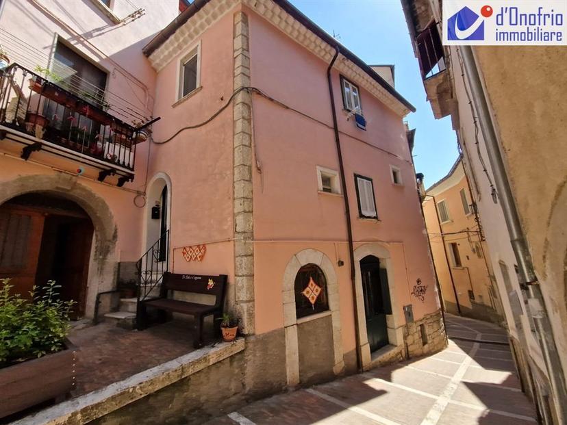 Casa indipendente in Piazza dell'Olmo, Campobasso — foto 5 di 5