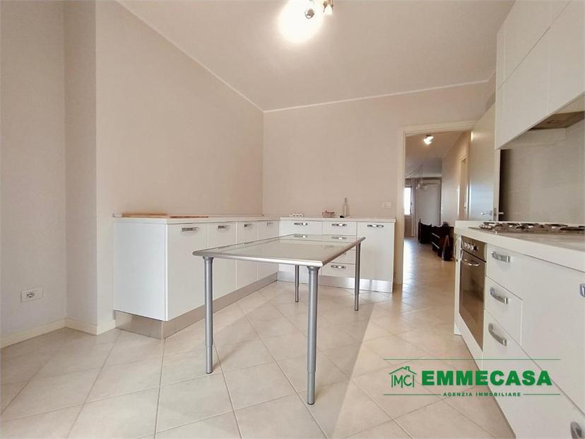 Trilocale, Valenzano — foto 4 di 5