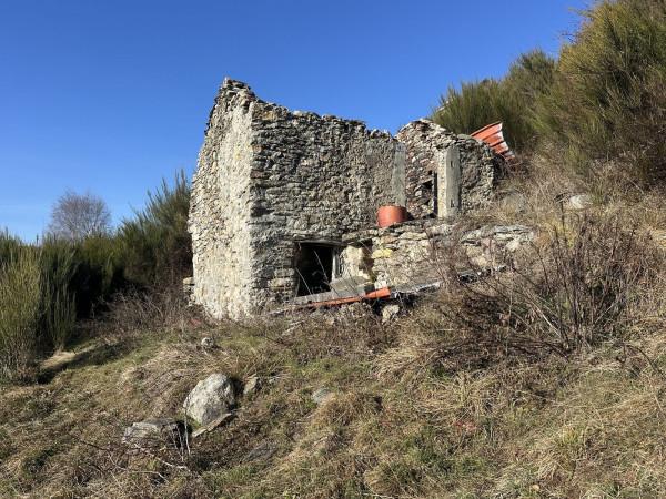 Rustico in Strada per San Bartolomeo, Sorico — foto 3 di 5