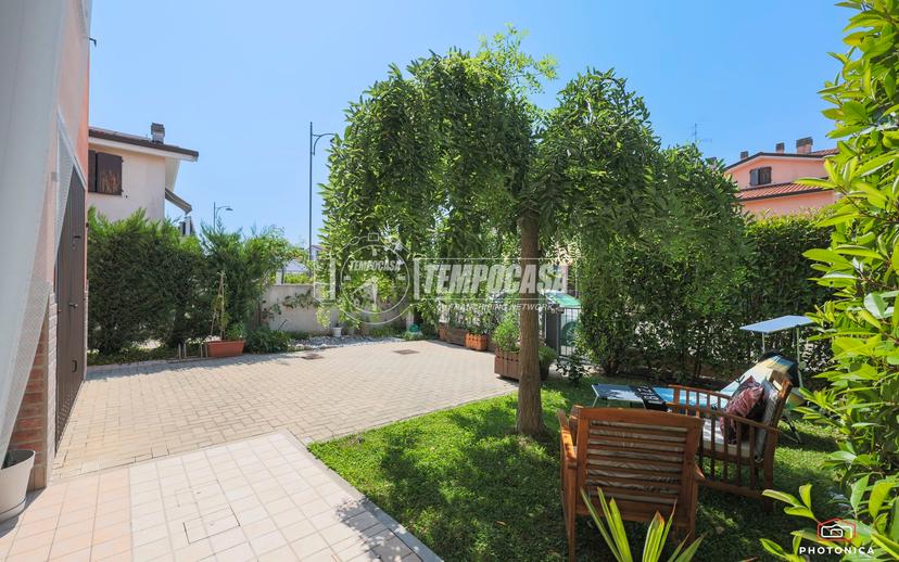 Villa a schiera in Via Don Lorenzo Milani, Massa Lombarda — foto 2 di 5