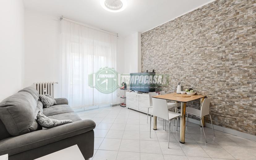 Trilocale in Via Eligio Brigatti 15, Ronco Briantino — foto 2 di 5