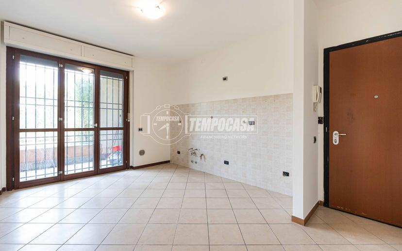 Bilocale in Via Roma 23, Lambrugo