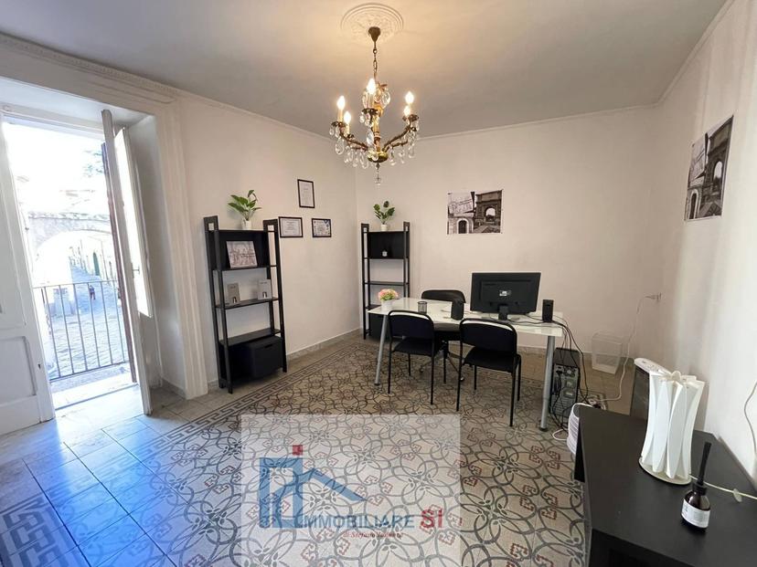 Casa indipendente in Via Sottotenente Gaetano Miele, Benevento