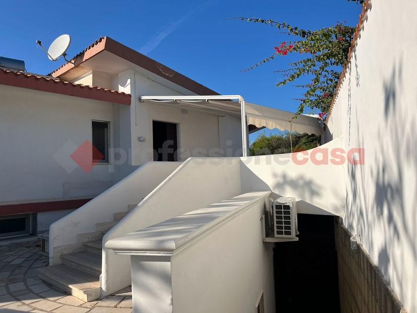 Villa in Via per San Pietro  83, Maruggio — foto 3 di 5