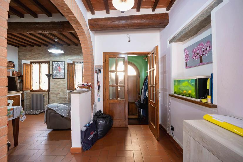 Trilocale in Via Tommaso Fondi, Signa — foto 2 di 5