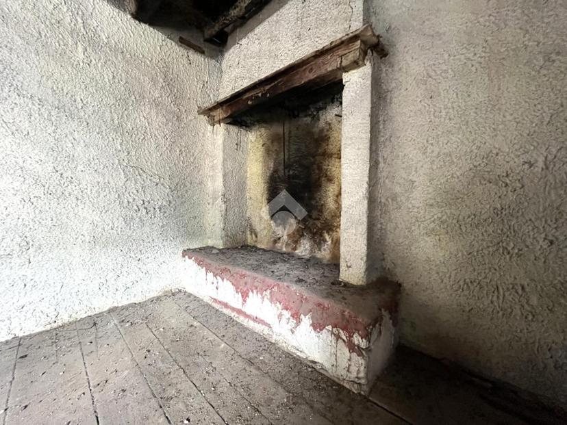 Rustico in Via Castelnuovo, Bassano del Grappa — foto 2 di 5