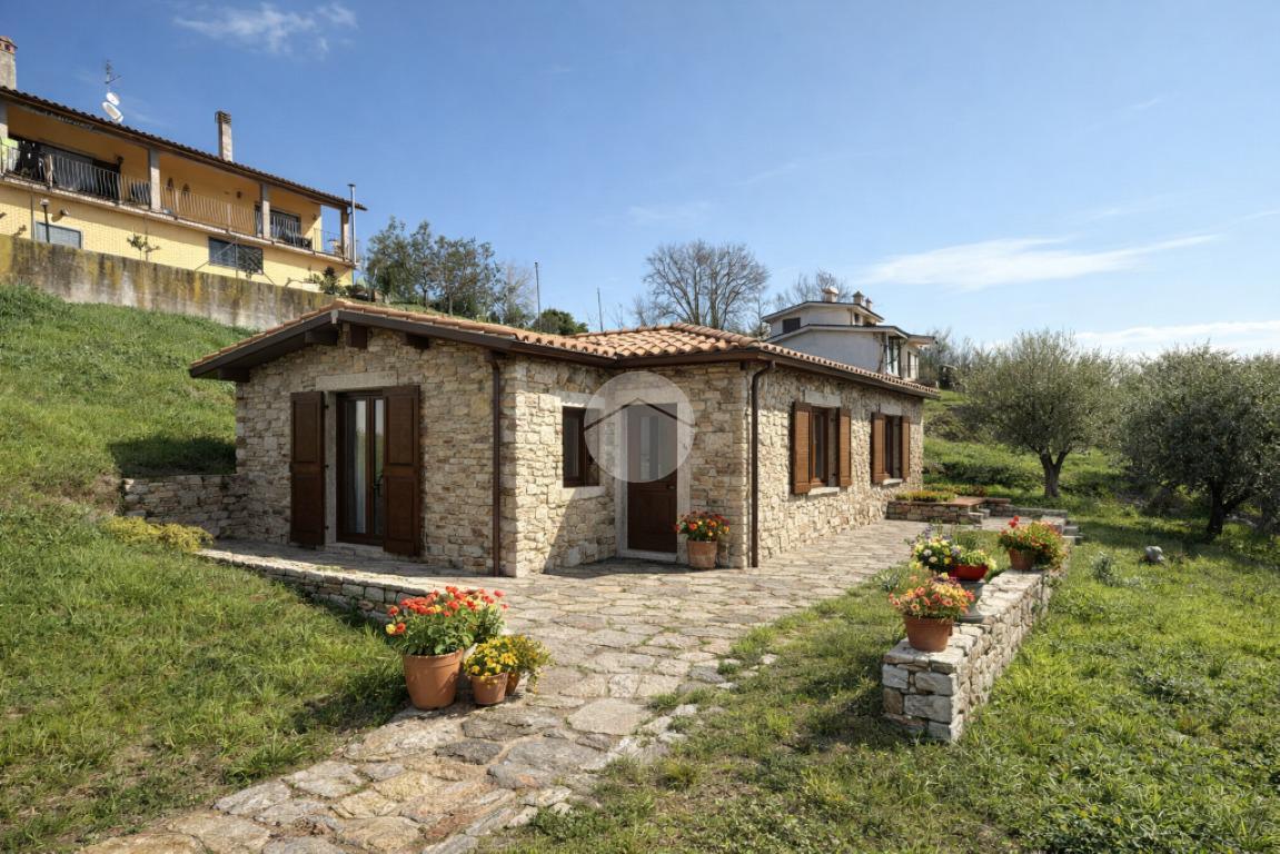 Rustico in Via Corlando 1, Collevecchio
