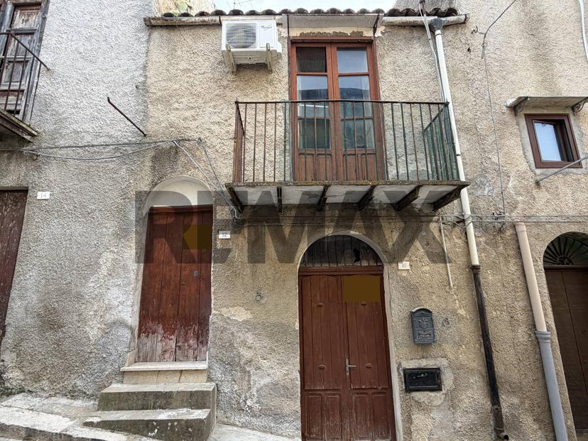 Casa indipendente in Via Maiorca 10/12, Ventimiglia di Sicilia — foto 3 di 5