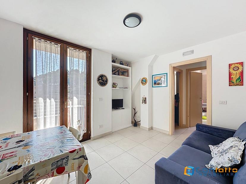 Trilocale in Via Umbria 7, Cupra Marittima