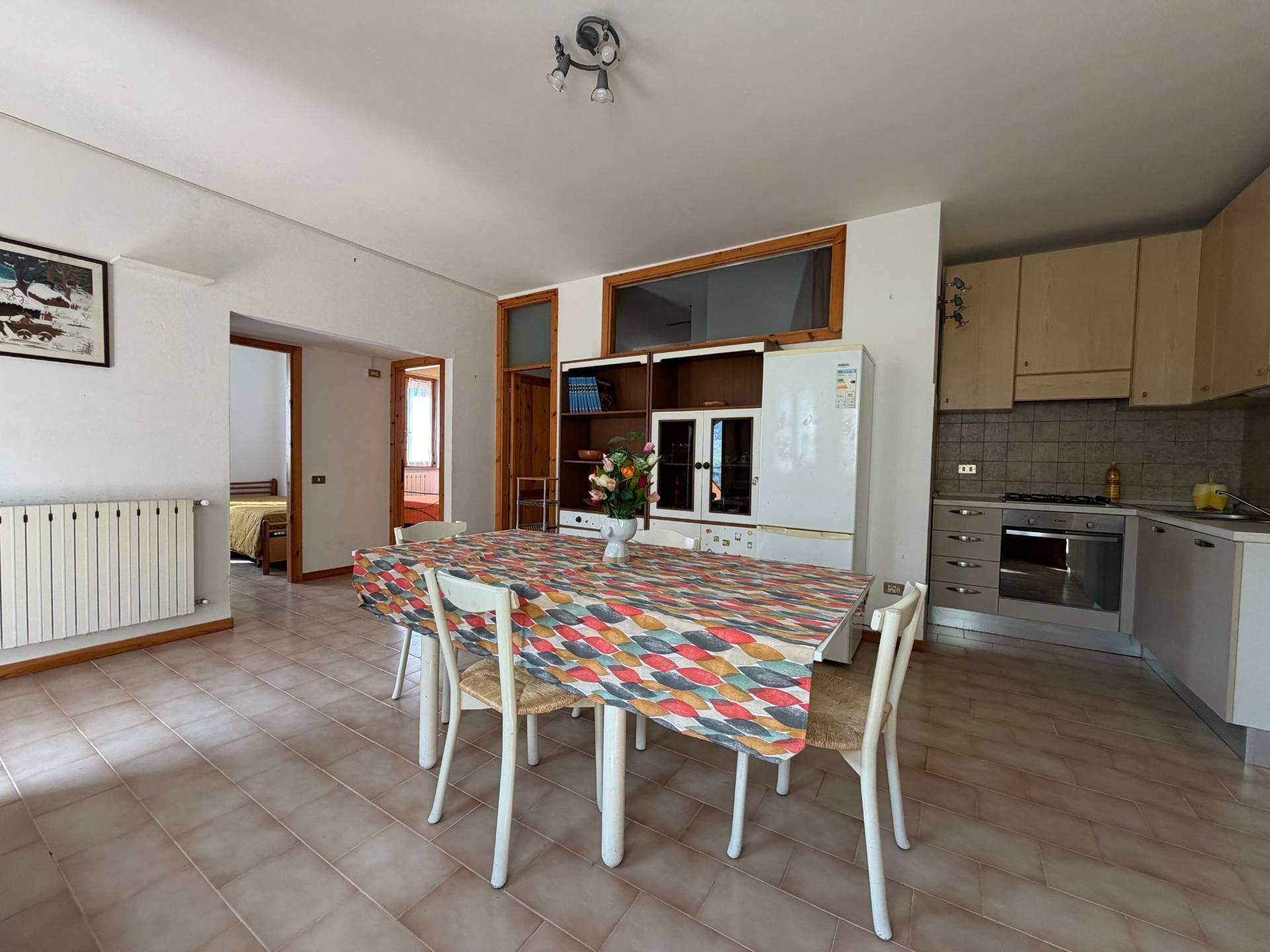 Appartamento in Località Vescia, Fiastra