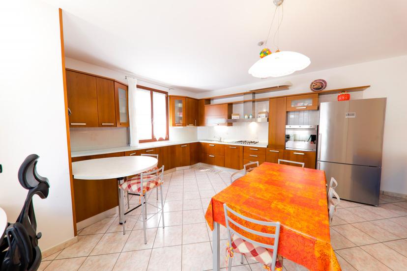 Villa in Via Giovanni 23°, Granze — foto 4 di 5