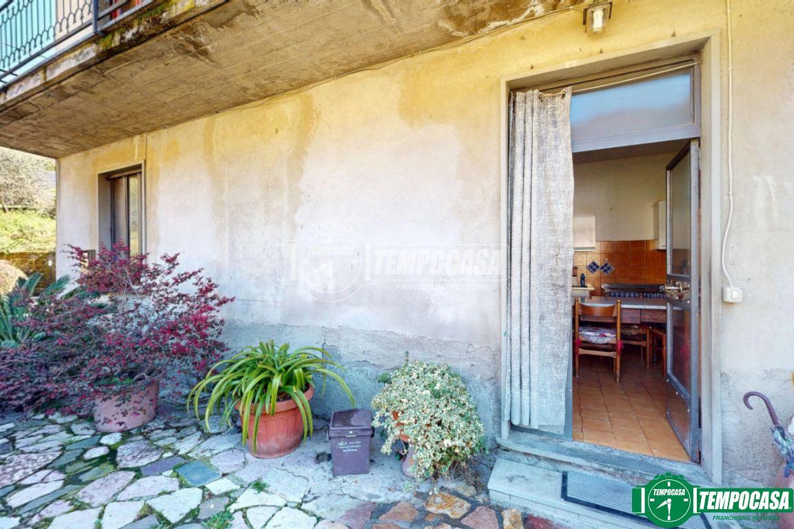 Villa a schiera in Via Stadano 15, Aulla