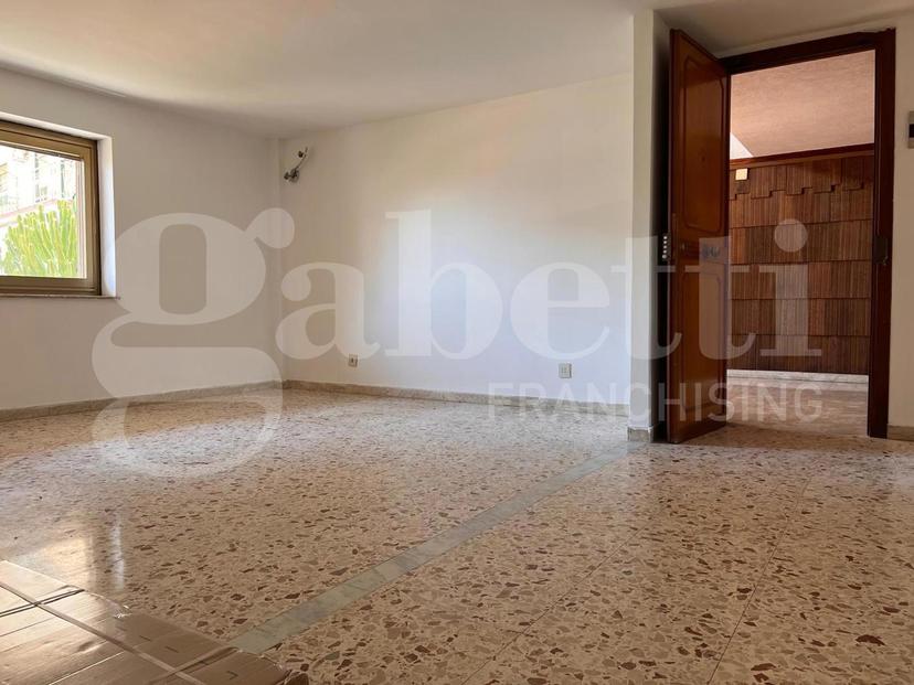 Bilocale in Via XX Settembre  73, San Gregorio di Catania — foto 2 di 5