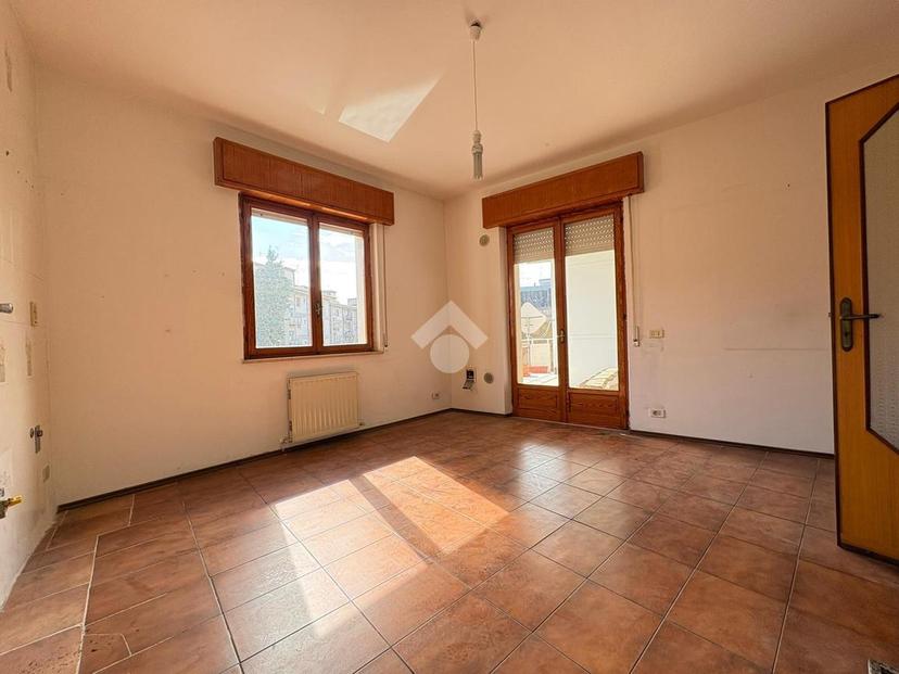 Quadrilocale in Vico Botteghelle 43, Reggio di Calabria — foto 4 di 5
