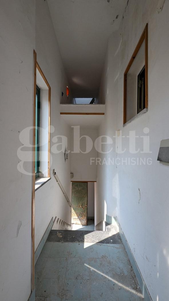 Trilocale in Via Torregaveta 00, Monte di Procida — foto 3 di 5