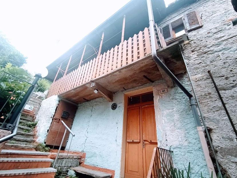 Casa indipendente in Via Savoia, Villadossola — foto 2 di 5