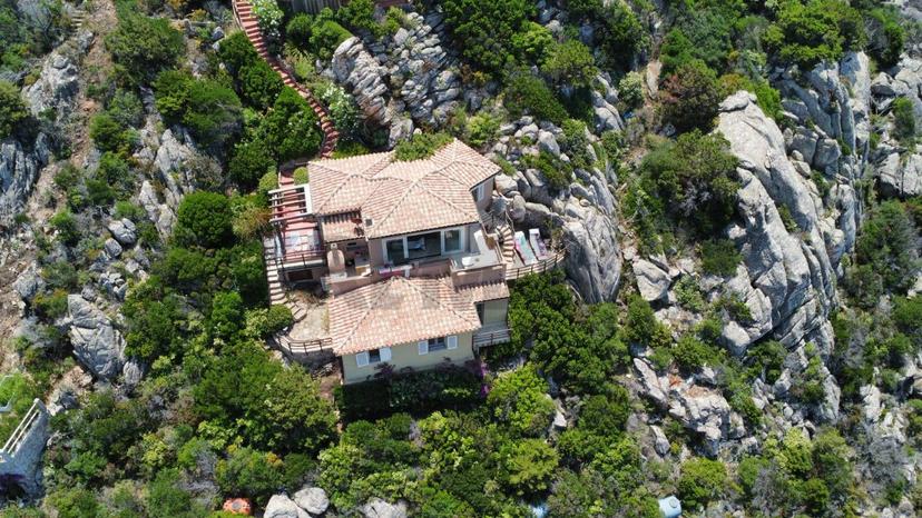 Villa, Trinità d'Agultu e Vignola — foto 4 di 5