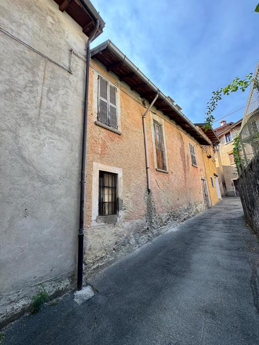 Casa indipendente, Montegrino Valtravaglia — foto 5 di 5