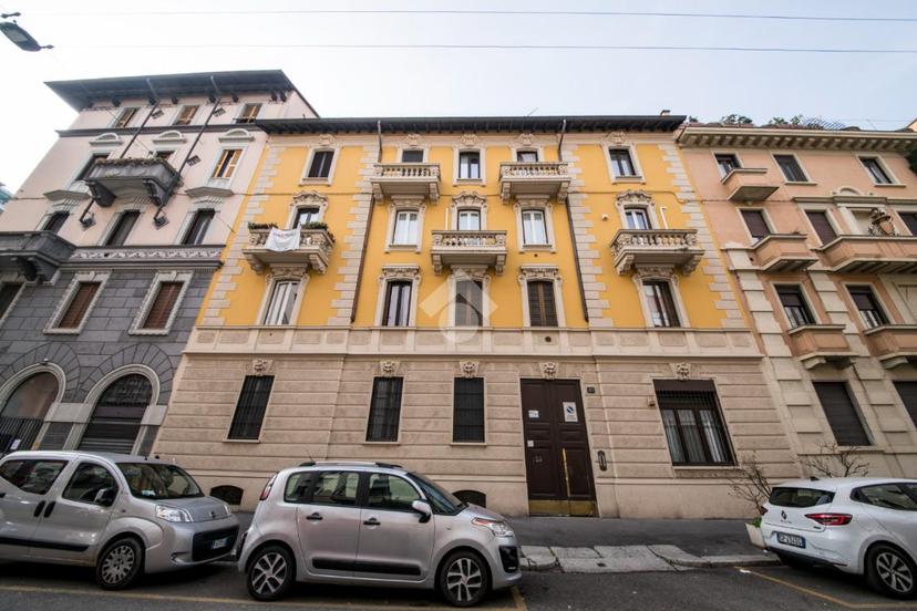 Bilocale in Via Perugino 20, Milano